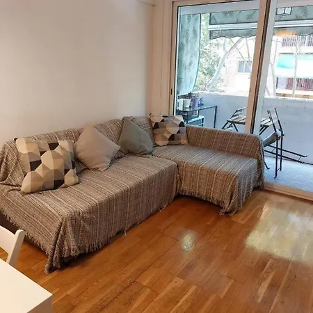 Tranquilo Cerca De La Sagrada Familia Apartamento