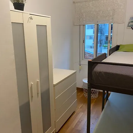Apartamento Tranquilo Cerca De La Sagrada Familia
